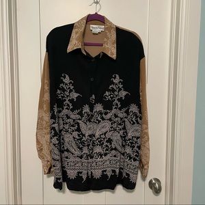 Vintage Diane Von Furstenberg size 1X 100% silk color blocked paisley blouse!